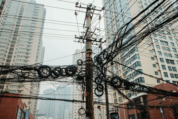 poteaux électriques à Xi
