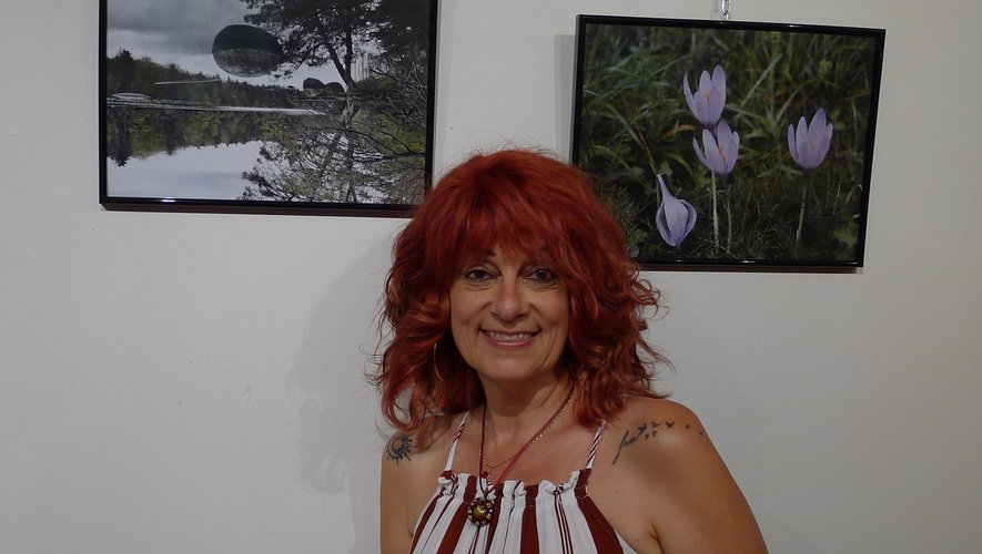 , Boissezon. Valérie Blasco florithérapeute expose ses photos florales