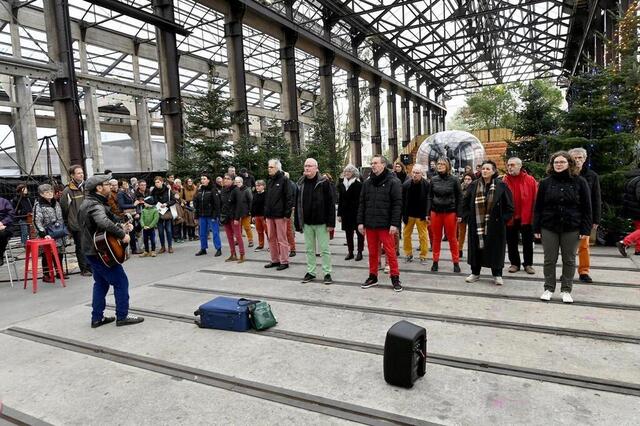 photo la troupe de chant amuz’bouches était au programme ce samedi 23 décembre. ? © marc roger