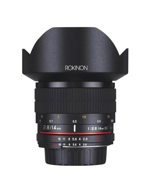 Objectif ultra grand angle Rokinon 14 mm f/2.8.